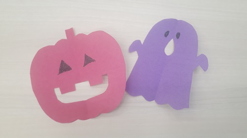 ハロウィーンのかざりをつくろう！